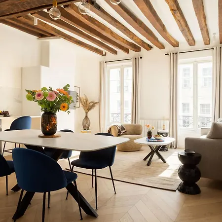 Marais Gem 2br 6p *