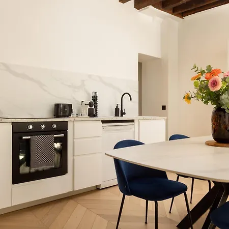 Marais Gem 2br 6p Apartment Paris