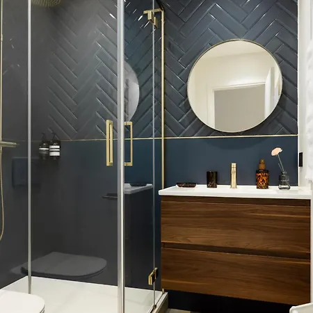 Marais Gem 2br 6p * Paris