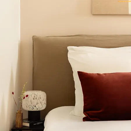 Marais Gem 2br 6p * Paris